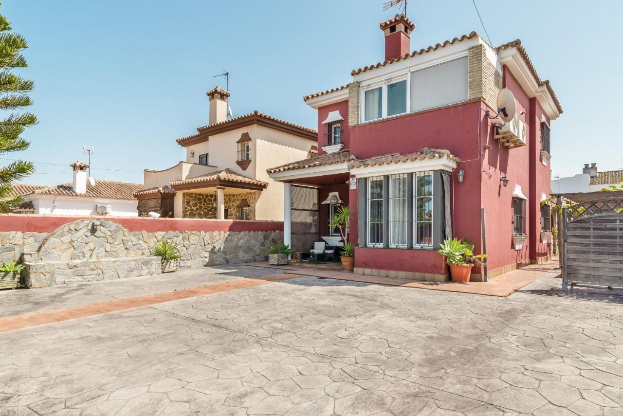 Villa Marty - Mayores De 25 Anos Chiclana de la Frontera Extérieur photo